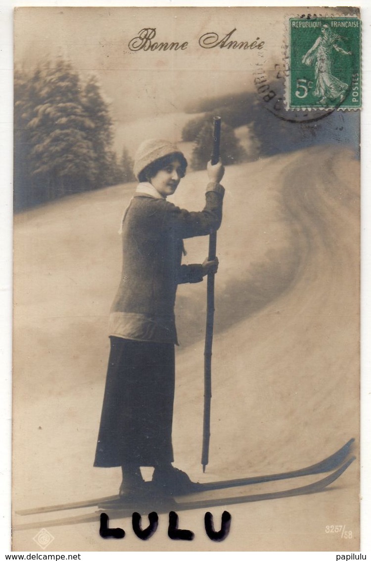 FEMMES N° 261 ; Femme Sur Des Skis , Bonne Année 1914 ( Sport Ski ) - Femmes