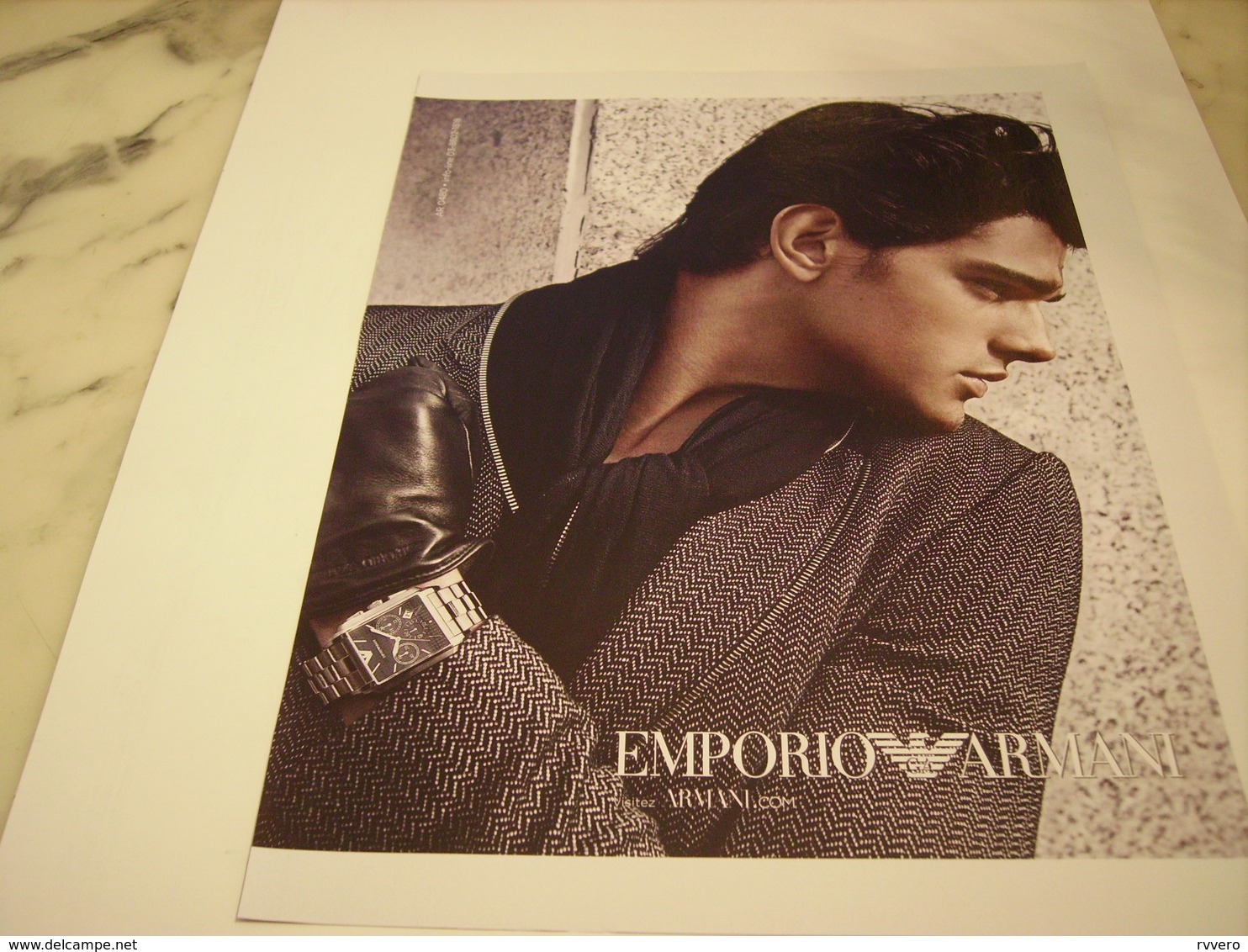 PUBLICITE  MONTRE EMPORIO ARMANI 2009 - Autres & Non Classés