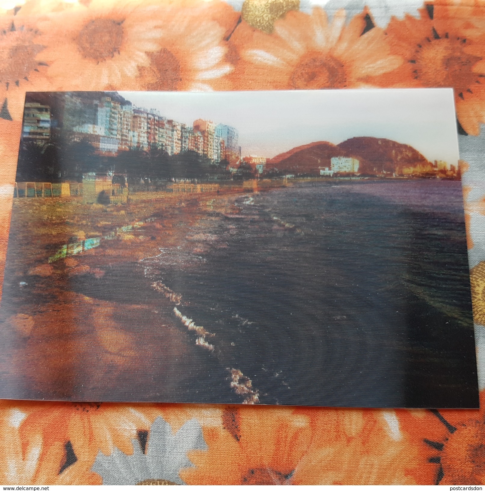 LENTICULAR  Postcard - Spain - Alicante - Beach -     - STEREO 3D PC - Cartoline Stereoscopiche