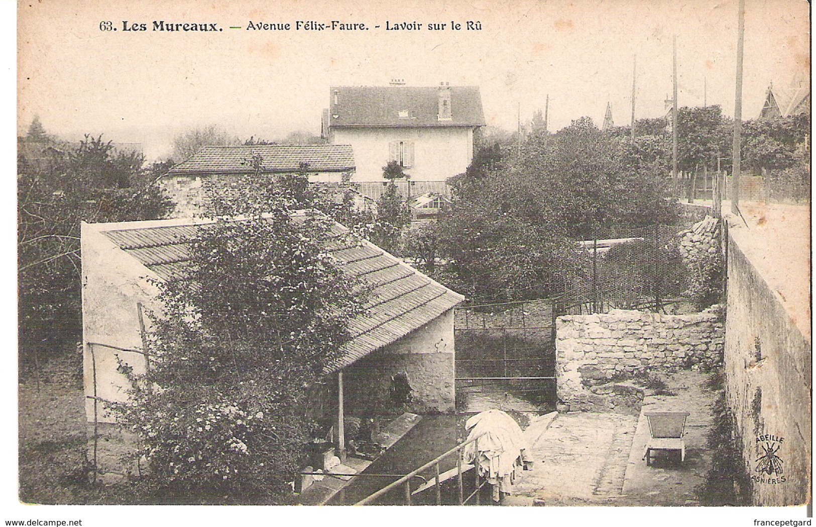 LES MUREAUX     Avenue Felix Faure  Lavoir Sur Le Rû - Les Mureaux