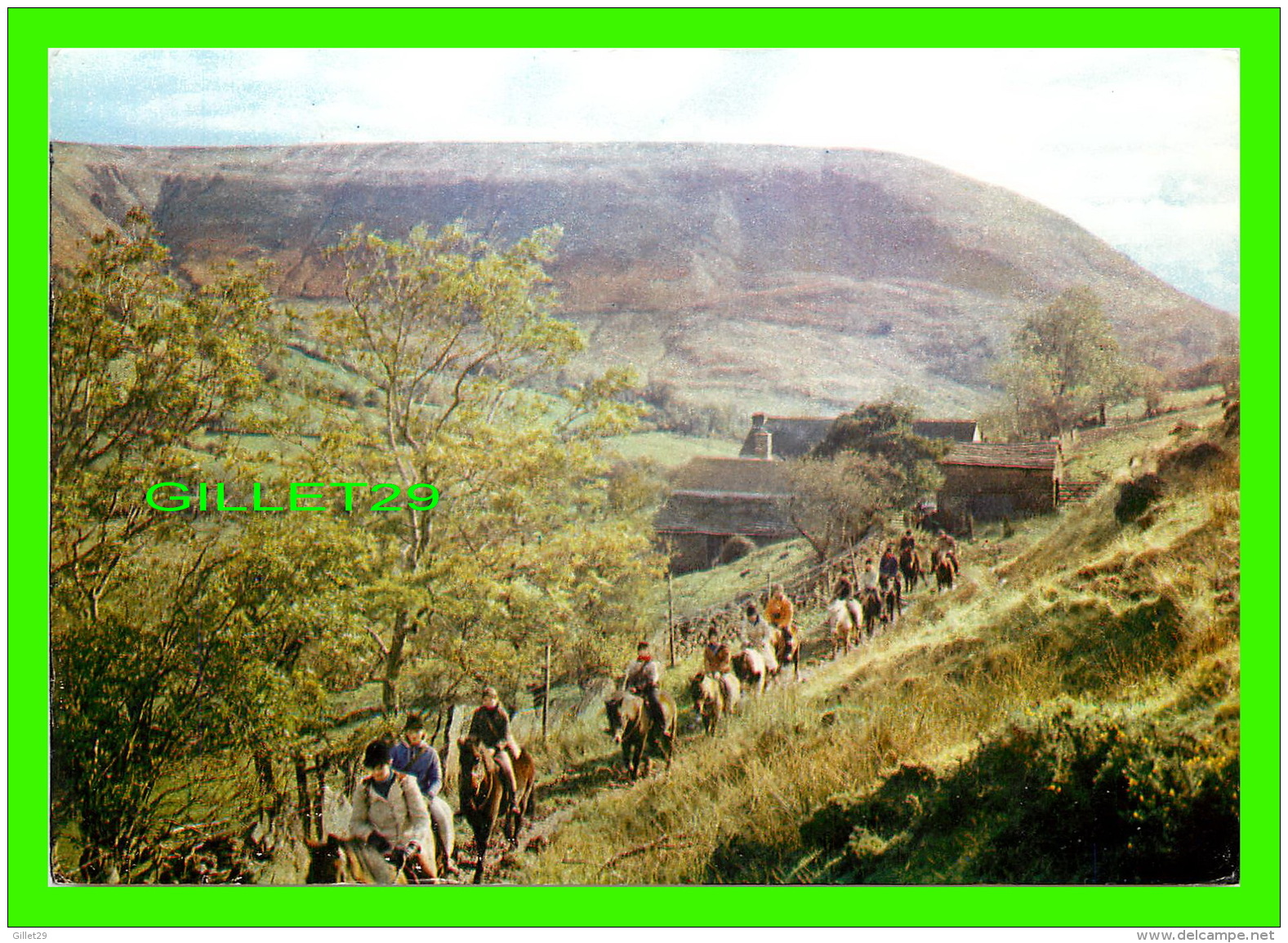 CHEVAUX - HORSES - YOUTH HOSTELLERS, PONY TRECKKING IN THE BLACK MOUNTAINS  - J. ARTHUR DIXON - Chevaux