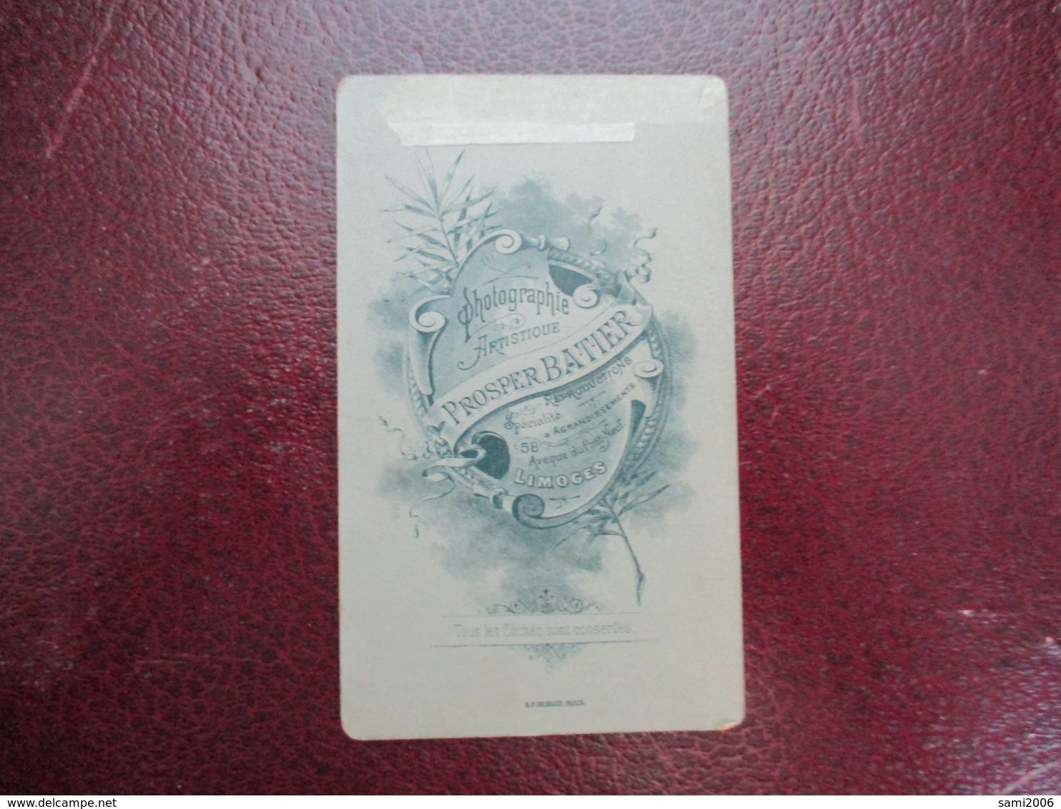 CDV PETITE FILLE CHAPEAU MANCHON FOURRURE  PHOTOGRAPHE PROSPER BATIER LIMOGES - Cartes De Visite