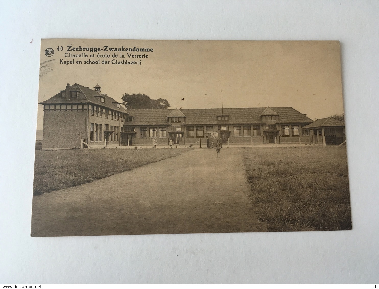 Zwankendamme  Zeebrugge   Chapelle Et école De La Verrerie - Zeebrugge