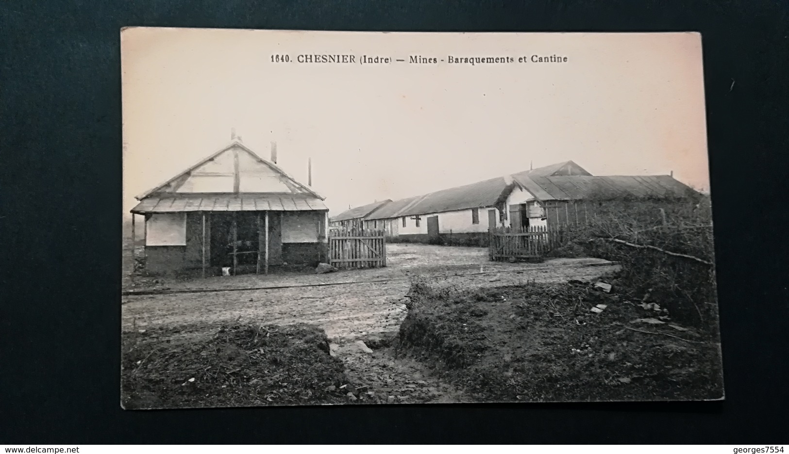 36 - CHESNIER - MINES - BARAQUEMENTS ET CANTINE - Autres & Non Classés