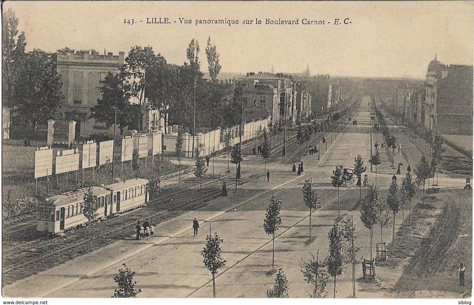 CPA - LILLE - Vue Panoramique Sur Le Boulevard Carnot - E.C - Lille