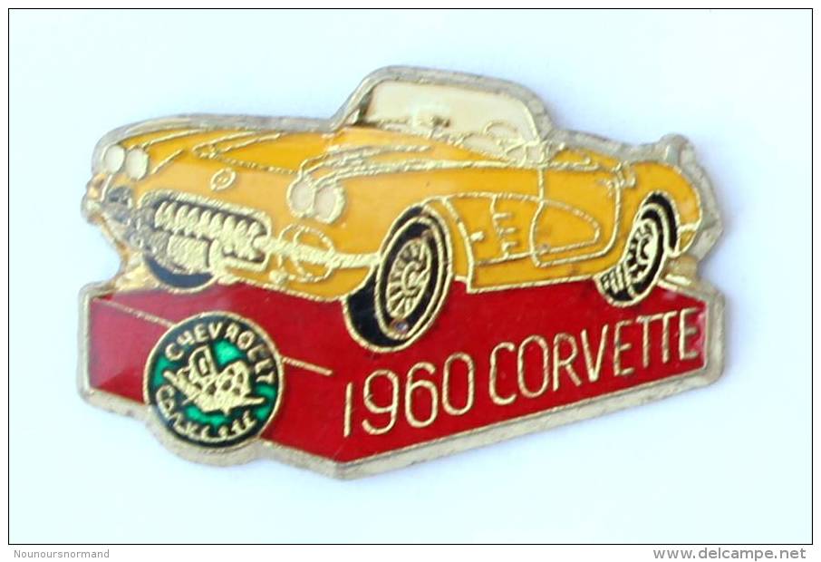 Pin's CHEVROLET CORVETTE Jaune De 1960 - H009 - Corvette