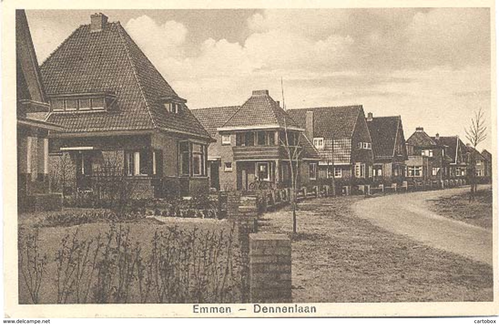 Emmen, Dennenlaan - Emmen