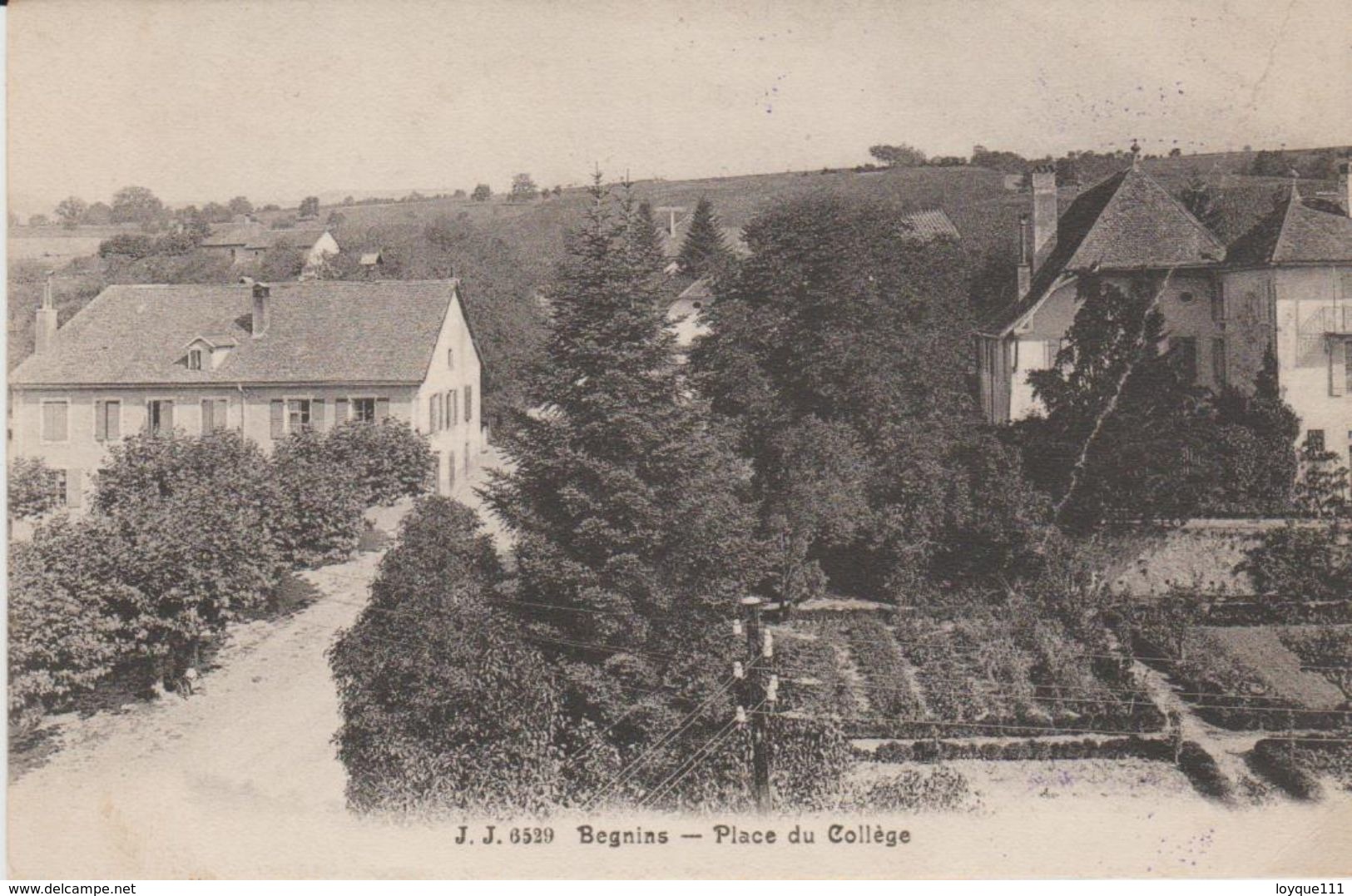 Begnins- Place Du Collège - Begnins