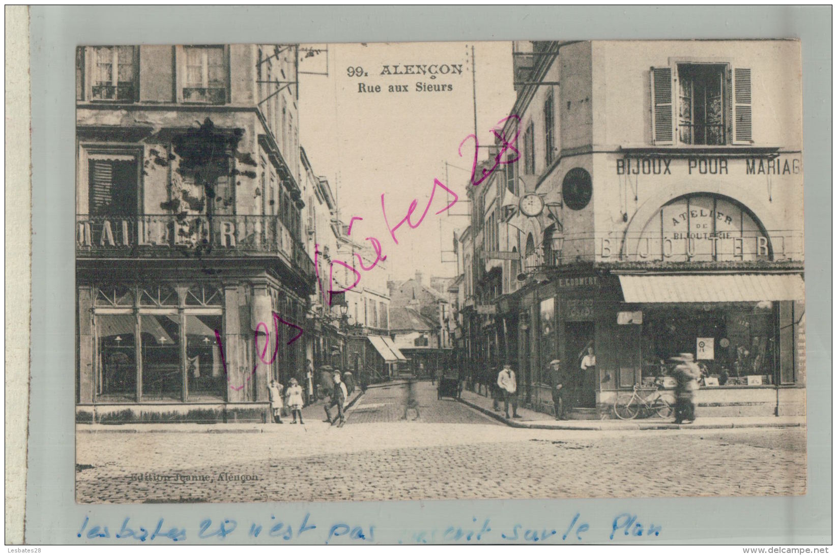 CPA 61  ALENCON  Rue Aux Sieurs   Animé Fev  2018 869 - Alencon