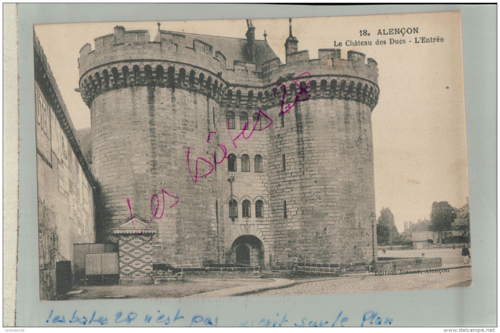 CPA 61  ALENCON Le Chateau  Des Ducs  L'Entrée Fev  2018 875 - Alencon