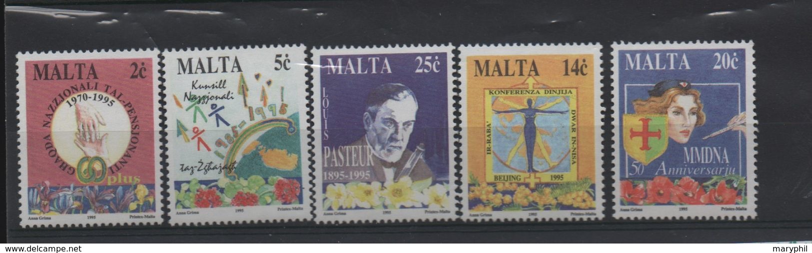 LOT 534  - MALTE   N°   924/928  ** - L. PASTEUR - MAINS - Cote 6 € - Louis Pasteur