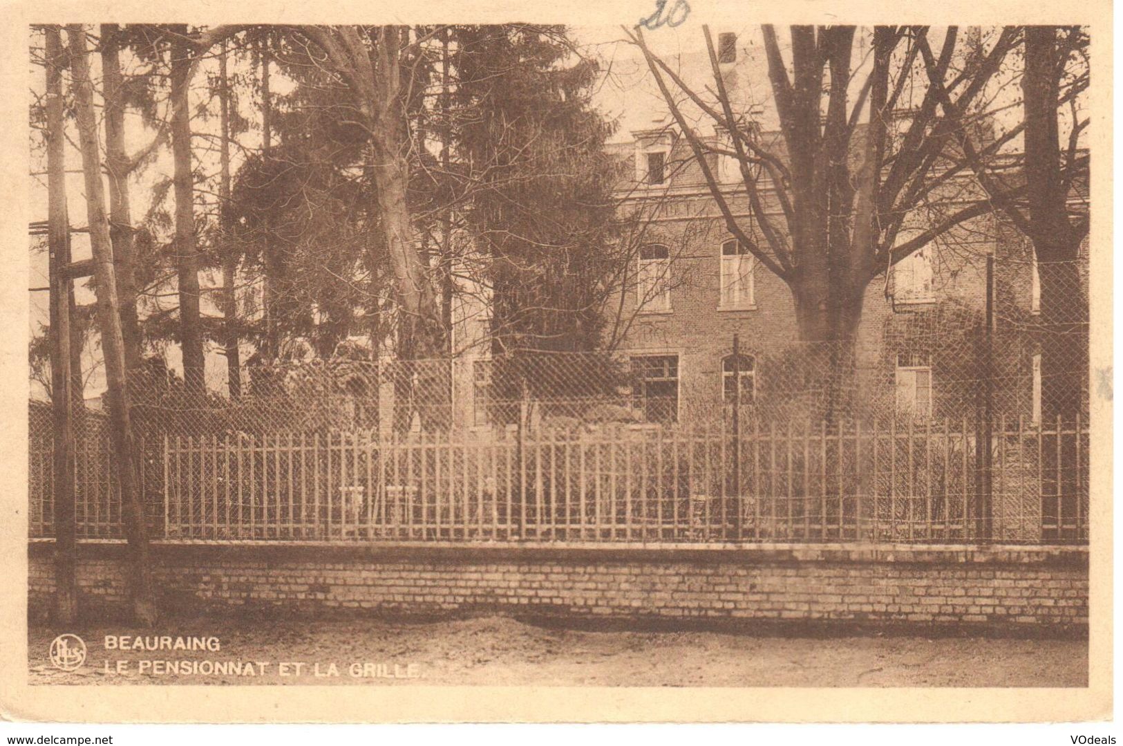 Beauraing - CPA - Le Pensionnat Et La Grille - Beauraing