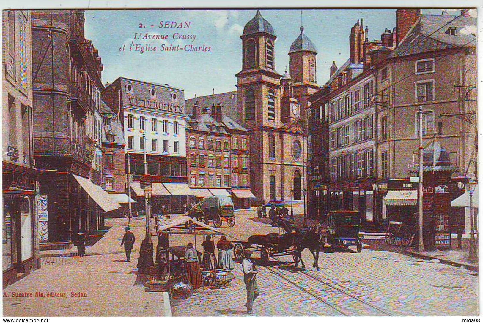 08. SEDAN . L'AVENUE CRUSSY ET L'EGLISE SAINT CHARLES . ANIMEE . Editeur A. SUZAINE - Sedan