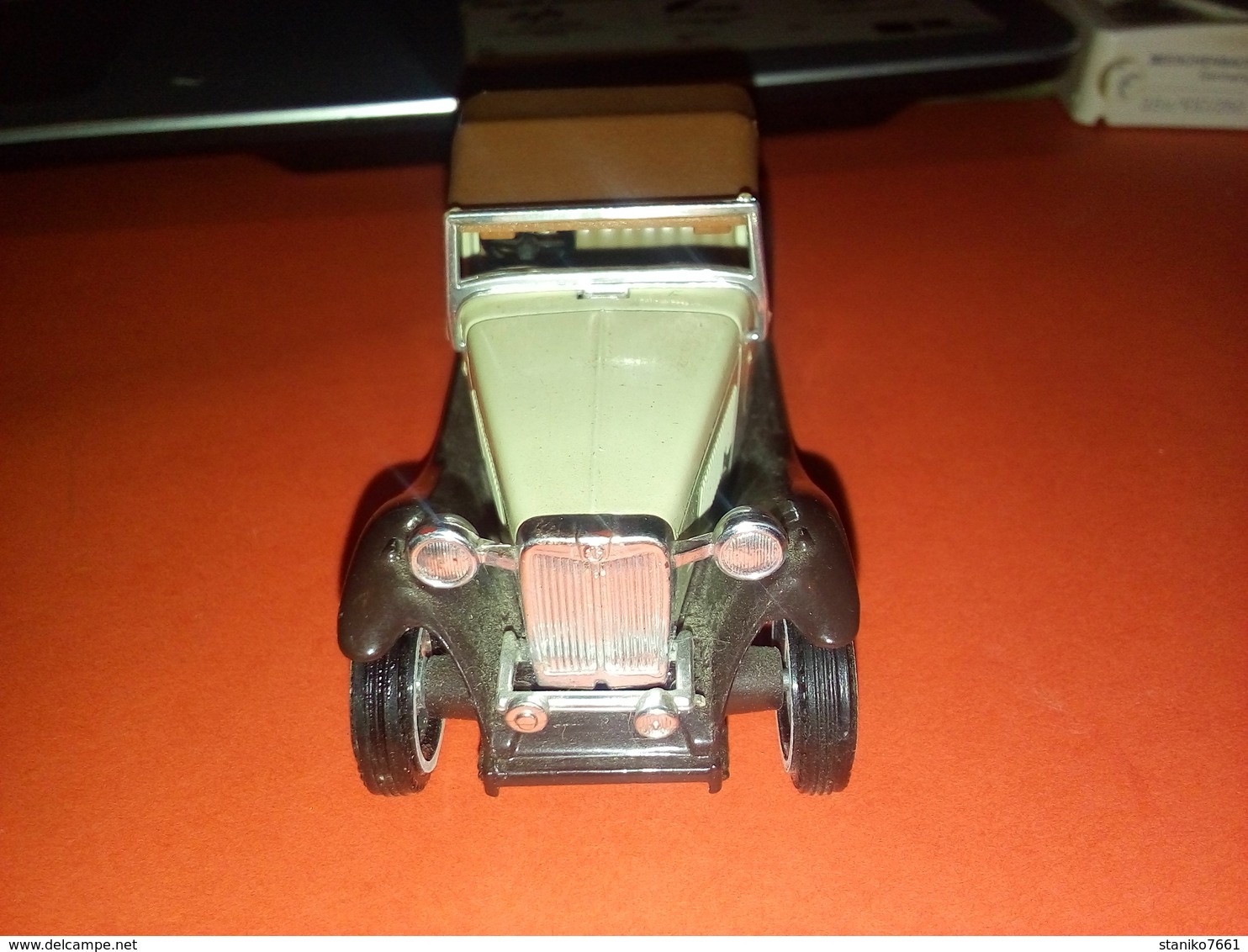 VOITURE MINIATURE 1945 MG T.C. LESNEY PRODUCS 1977 VOIR PHOTOS - Collectors & Unusuals - All Brands