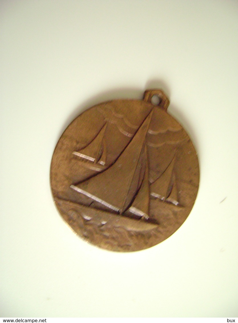 1958 Coppa  Nino De Filippis   CICLISTA   CIRCOLO DELLA VELA BARI  CANOA REMI REGATA SPORT MEDAGLIA MEDAL - Rowing