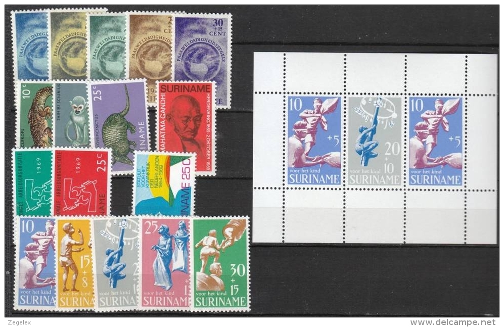 Suriname 1969 Year - Complete - MNH/**/Postfrisch - Suriname ... - 1975