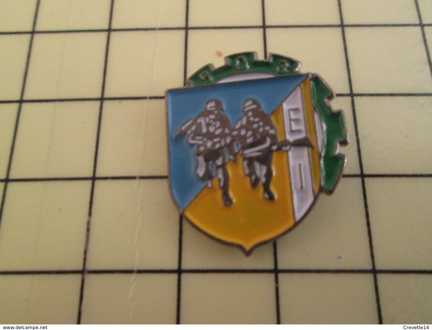 PIN812e Pin's Pins / De Belle Qualité Et Rare / MILITARIA : INSIGNE 503e QUELQUE CHOSE A IDENTIFIER - Army