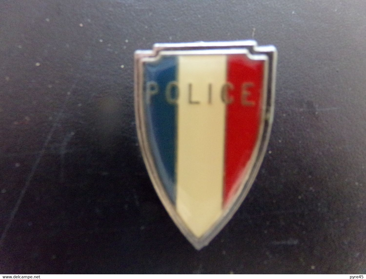Insigne De Police à Visser ( Manque Vis ) - Other & Unclassified