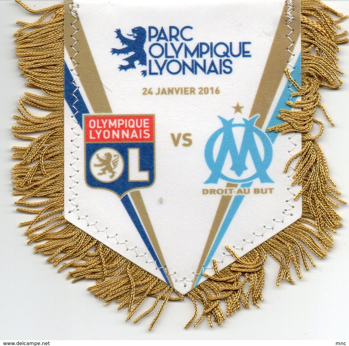 Fanion Du Match  LYON  / MARSEIILE  Ligue 1 - Habillement, Souvenirs & Autres