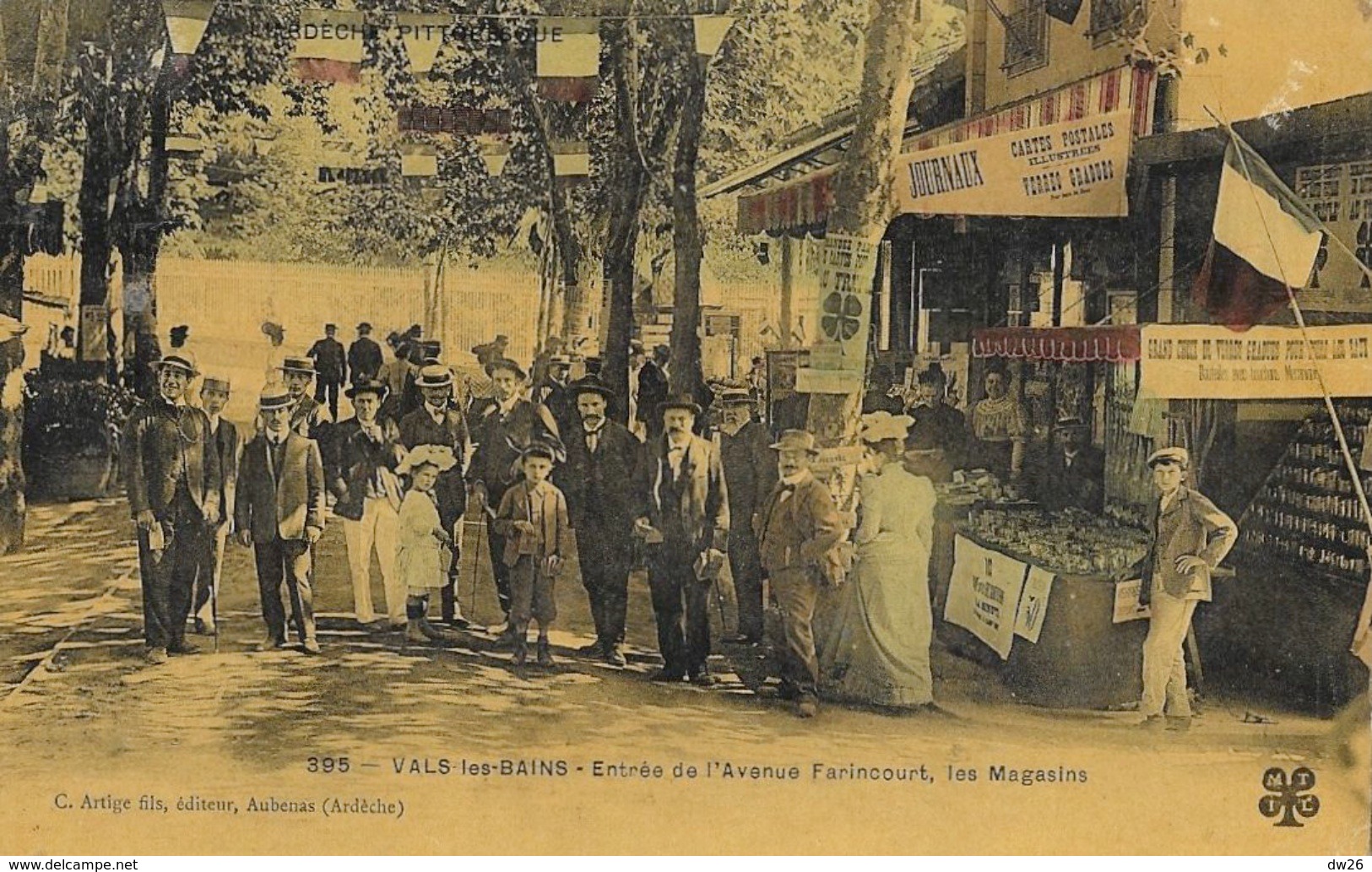 Vals-les-Bains - Entrée De L'Avenue Farincourt, Les Magasins - Edition C. Artige Fils - Carte Vernie, Colorisée - Vals Les Bains