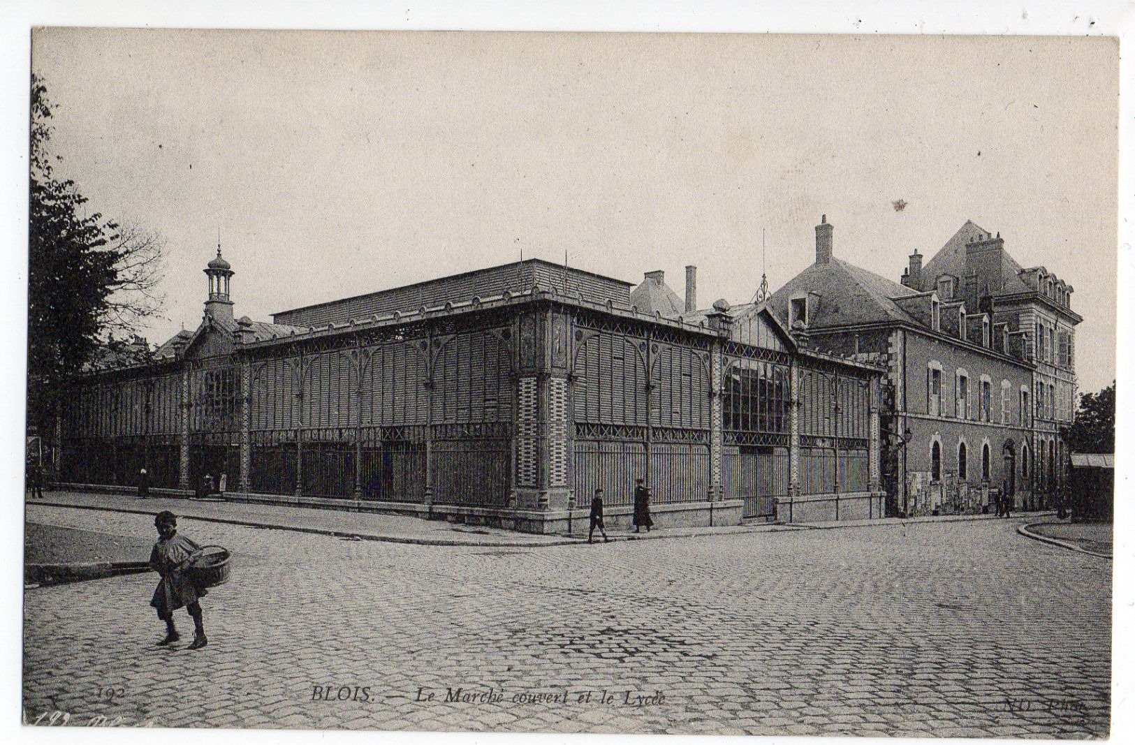 BLOIS Le Marché Couvert Et Le Lycée   2 Scans - Blois