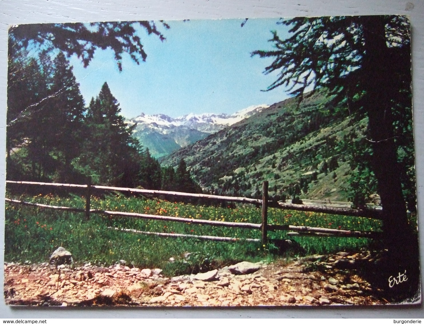 REGION NATURELLE DU QUEYRAS  / JOLI LOT DE 24 CARTES /  TOUTES LES PHOTOS