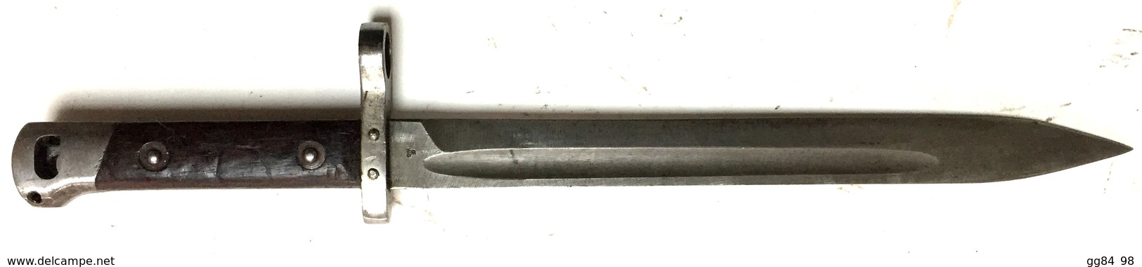 C 56 W -  Baïonnette Modèle 1895 Standard  BOUTON POUSSOIR Manquant - Armes Blanches