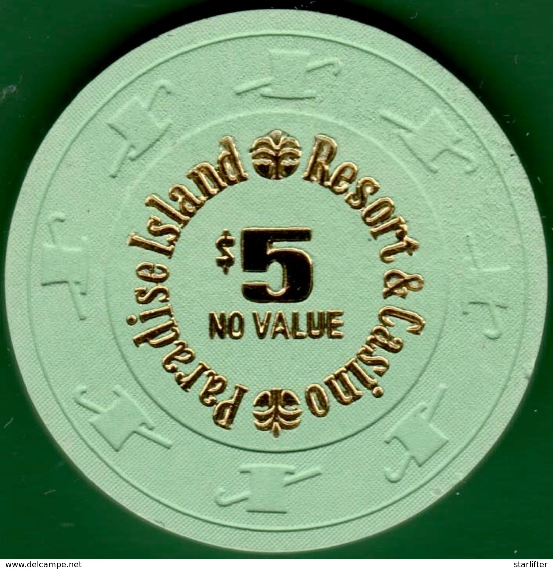 $5 Casino Chip. Paradise Island, Bahamas. L32. - Casino