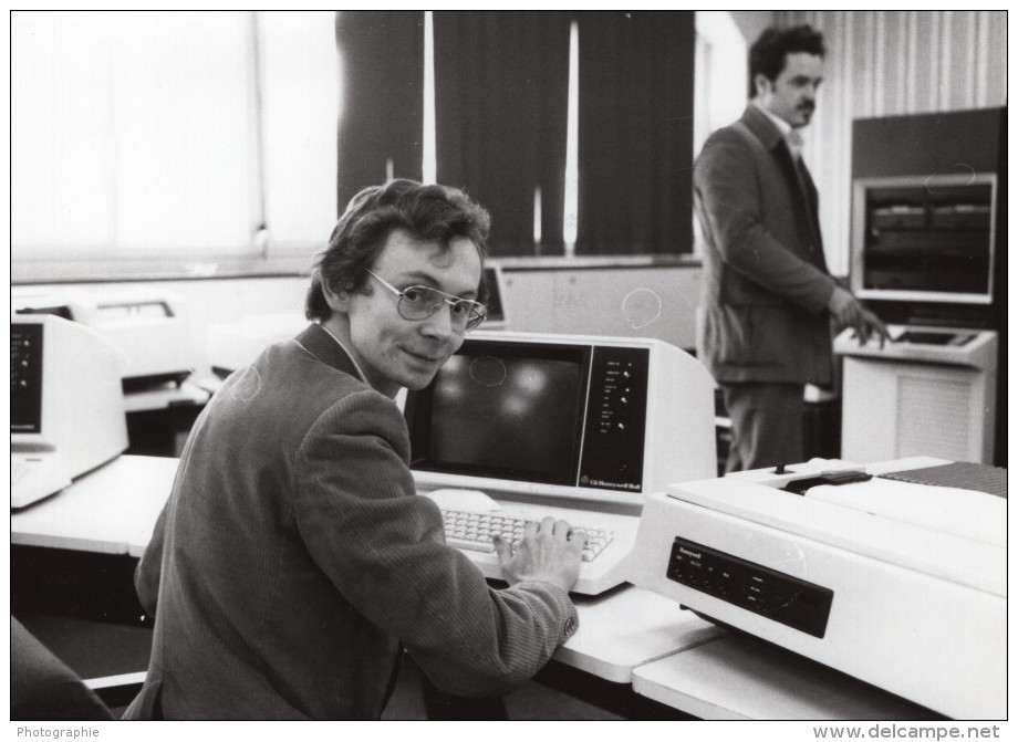 Journaliste Laurent Broomhead Centre De Calcul CII Honeywell-Bull Ancienne Photo De Presse 1981 - Célébrités