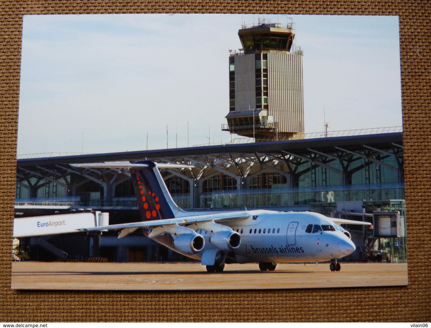 AEROPORT  / FLUGHAFEN / AIRPORT  BALE MULHOUSE FREIBURG   / AIRLINE ISSUE BRUSSELS AIRLINES - Aérodromes