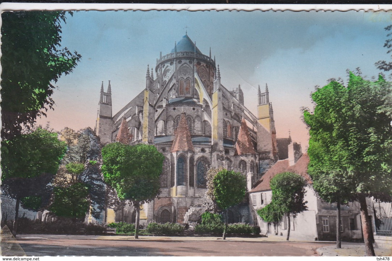 18-----BOURGES--la Cathédrale-l'abside--voir  2 Scans - Bourges