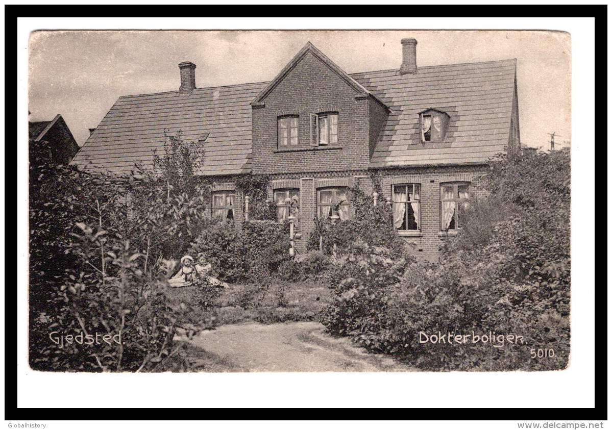 DD2730  DENEMARKEN  GJEDSTED DOKTERBOLIGER  POSTCARD - Danemark