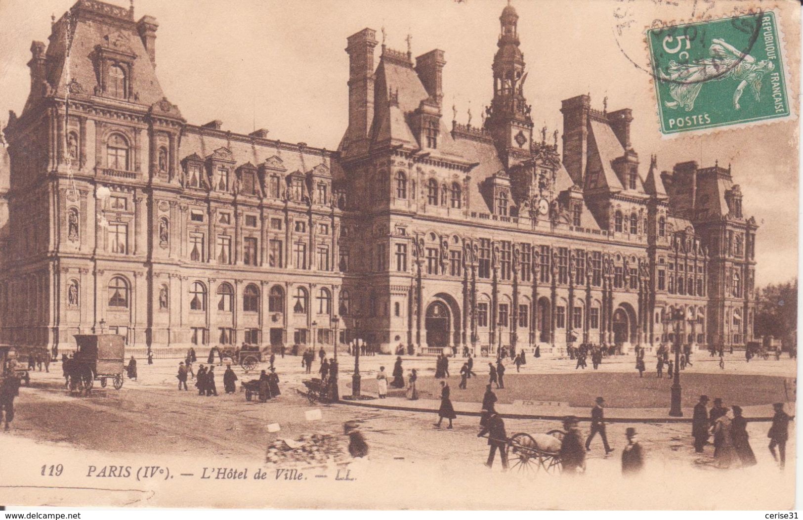 CPA -  119. PARIS (IVe) Hôtel De Ville - Cafés, Hôtels, Restaurants