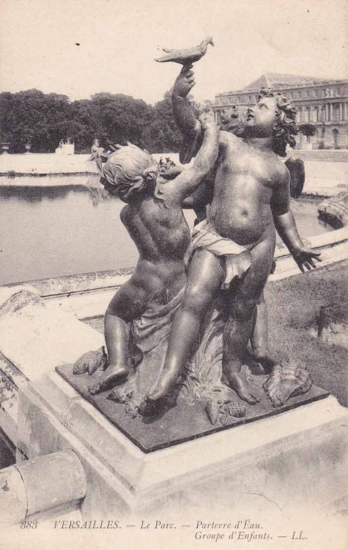 (78) VERSAILLES - Le Parc , Parterre D'Eau , Groupe D'Enfant - Versailles (Château)