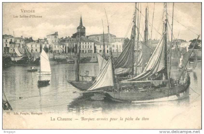 85 - CPA Les Sables D'Olonne - La Chaume - Barques Armées Pour La Pêche Du Thon - Sables D'Olonne