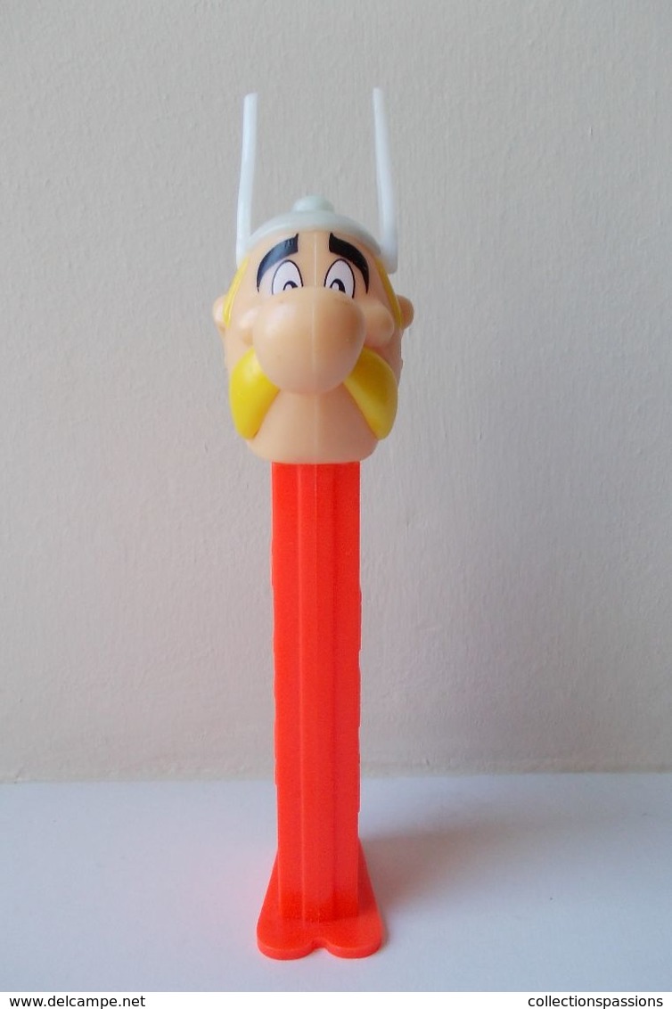 - PEZ. Astérix - 12,5 Cm - - Pez