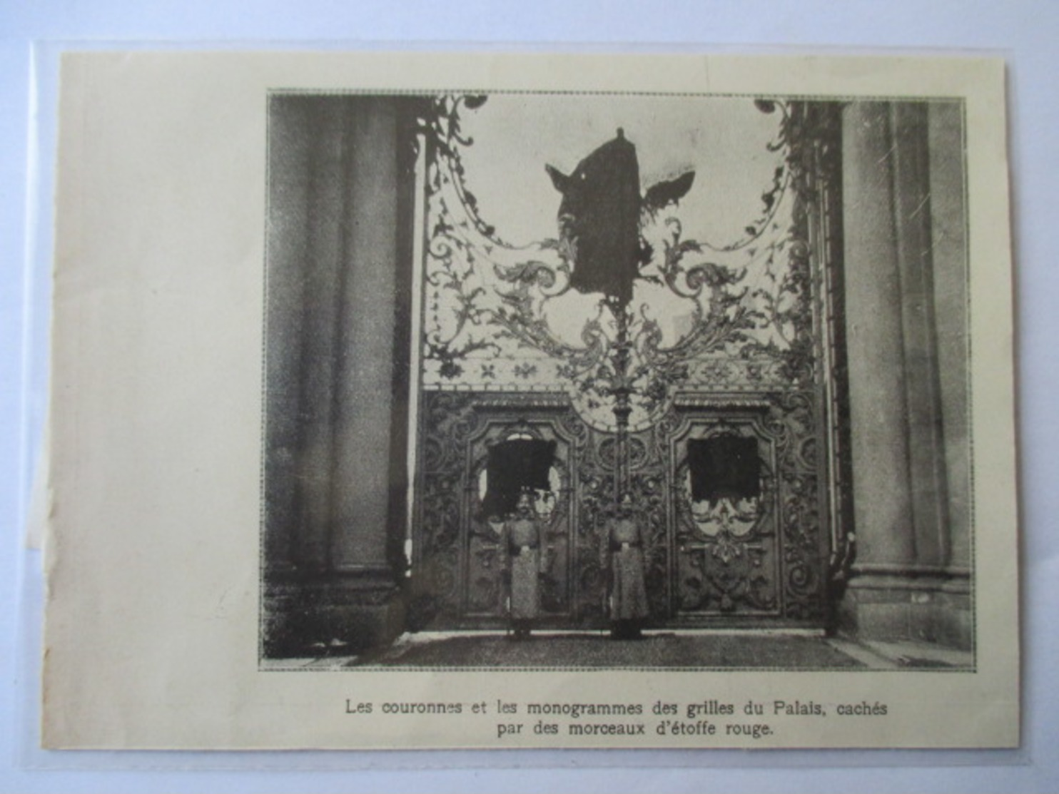 1917 - Palais De  Tsarskoïe Selo  Царское Село  - Revolution Russe -    - Coupure De Presse Originale (Encart Photo) - Documents Historiques