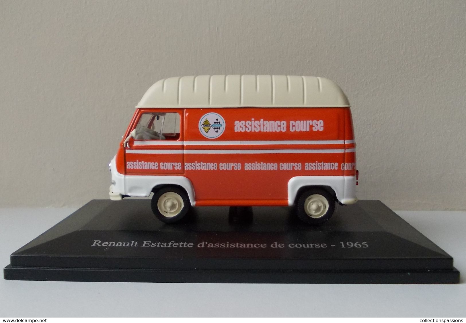 - RENAULT ESTAFETTE D'assistance De Course - 1965 - - Utilitari