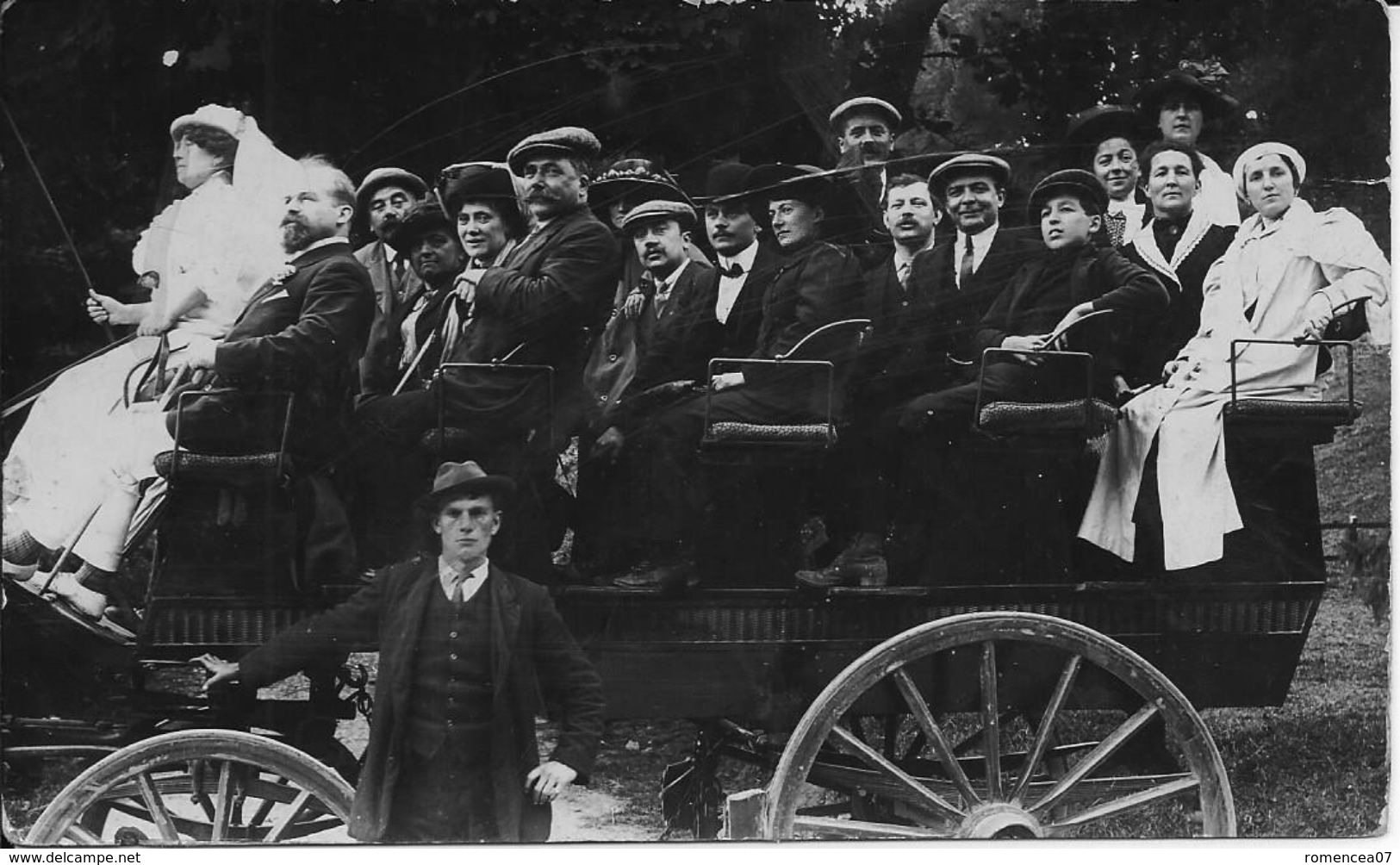 MARIAGE En CALECHE - Vers 1930 - Mariée Et Convives - Grande Animation - Carte-photo - Noce - A Voir ! - Noces