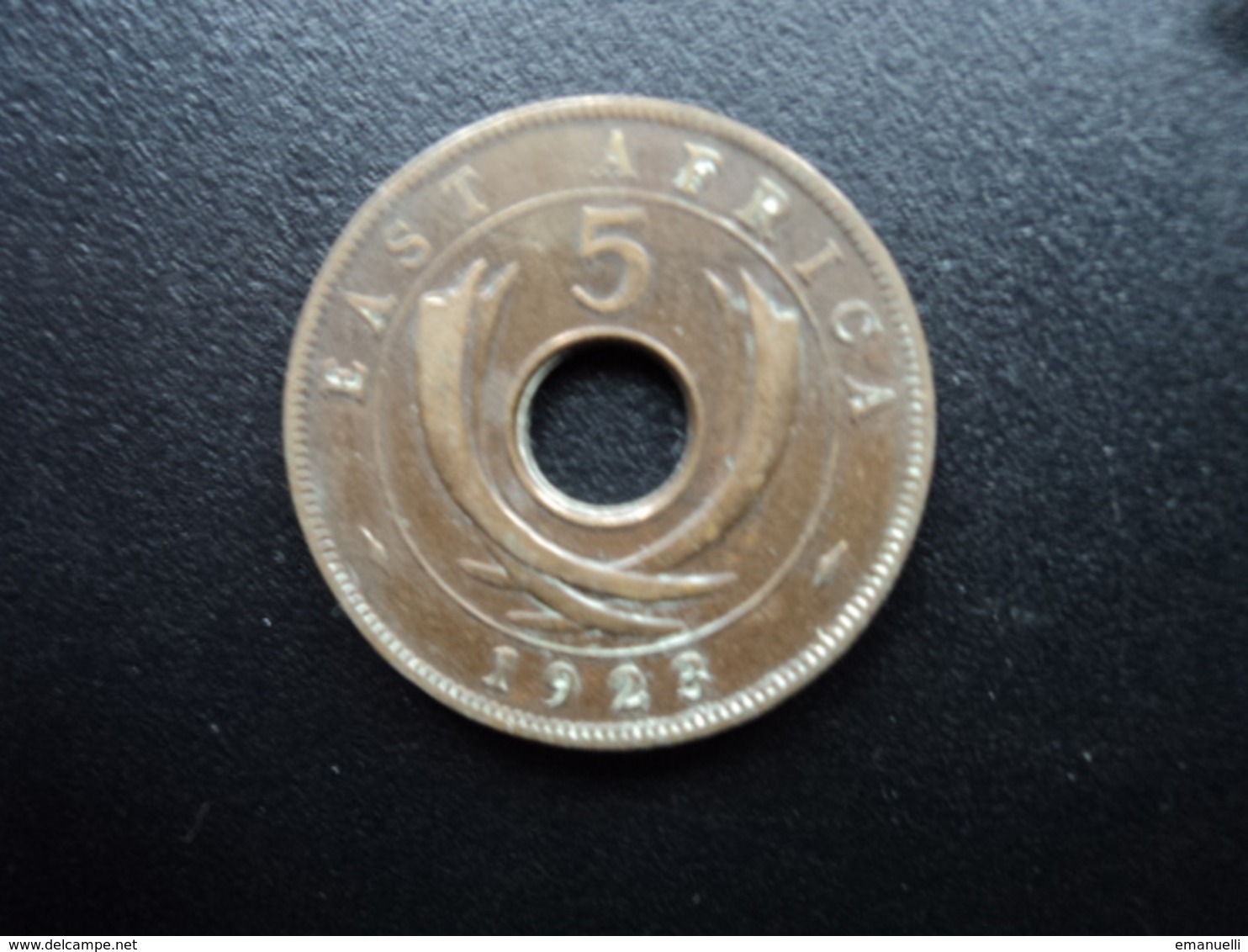 AFRIQUE DE L'EST (ANGLAIS) : 5 CENTS  1923  KM 18   TTB - British Colony