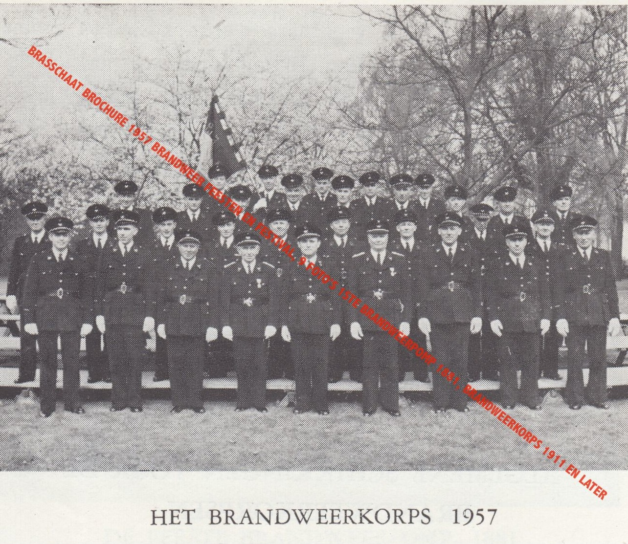 BRASSCHAAT BROCHURE 1957 BRANDWEER FEESTEN EN FESTIVAL, 9 FOTO'S 1STE BRANDWEERPOMP 1881, BRANDWEERKORPS 1911 EN LATER