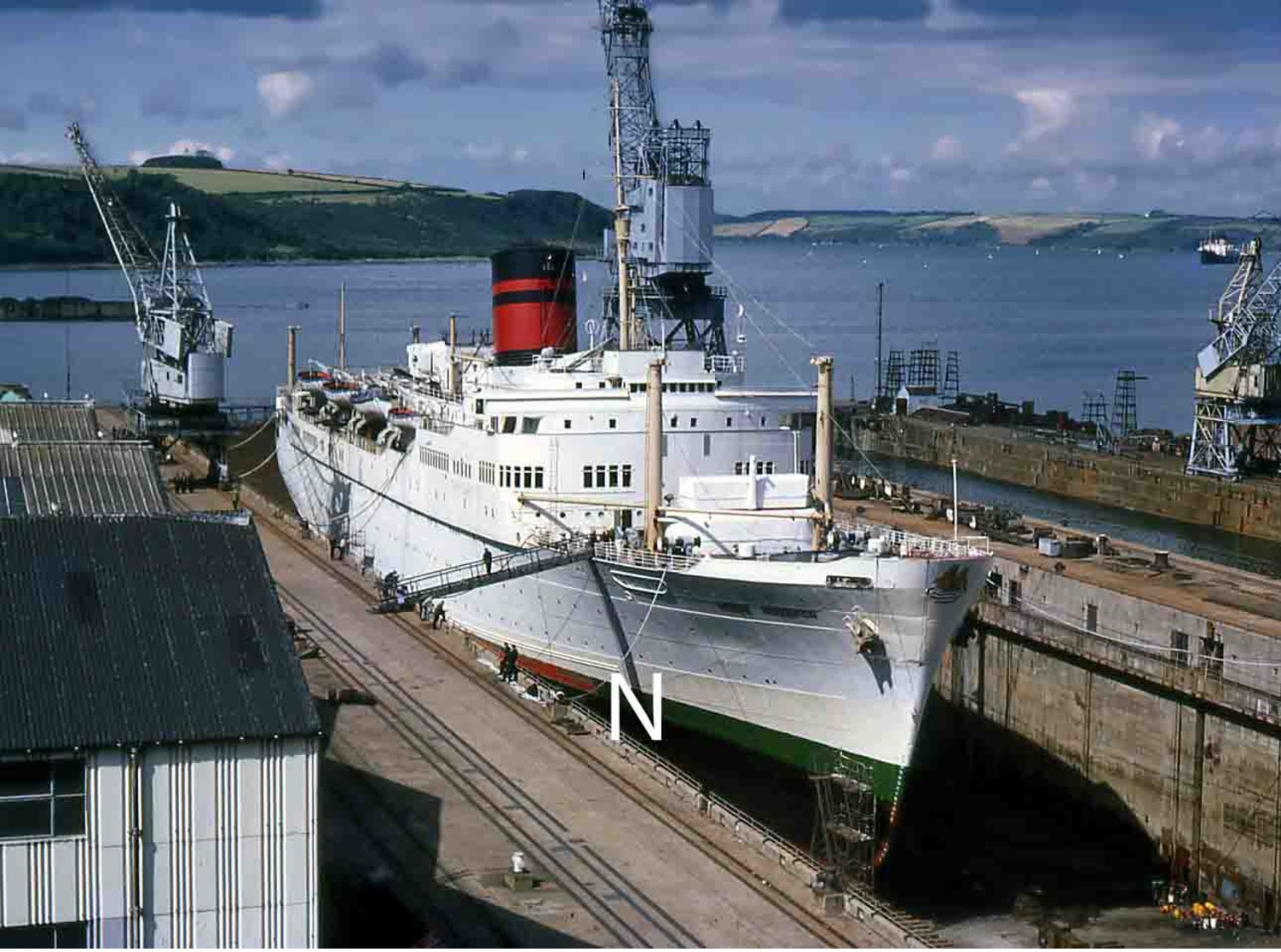 7X5 PHOTO OF OCEAN MONARCH FALMOUTH DRY DOCK LATER VARNA - Other & Unclassified