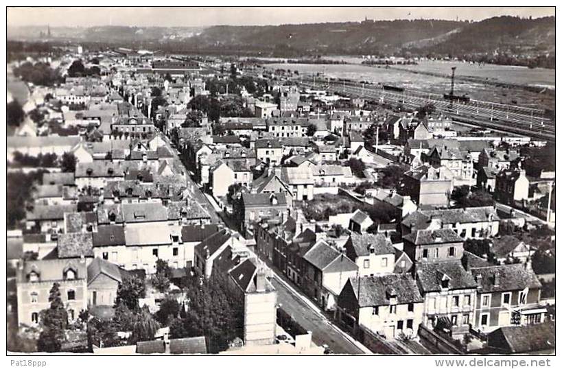 76 - ST ETIENNE DU ROUVRAY : Rue De La République - CPSM Dentelée Noir Et Blanc Format CPA - Seine Maritime - Saint Etienne Du Rouvray