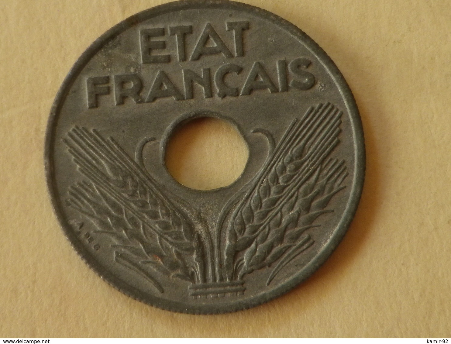 France 20 Centimes 1943T  état Francais    KM#900.1    Zinc  Superbe Qualité Pas Circulée - Autres & Non Classés