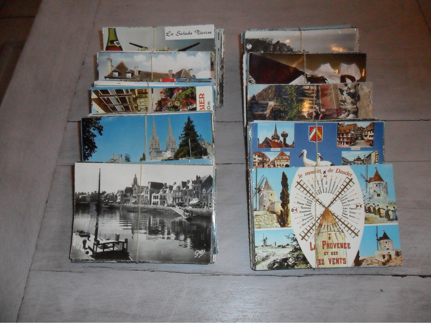 Grand Lot De 500 Cartes Postales Semi - Modernes Grand Format De France     Groot Lot Van 500 Postkaarten Van Frankrijk - 500 CP Min.