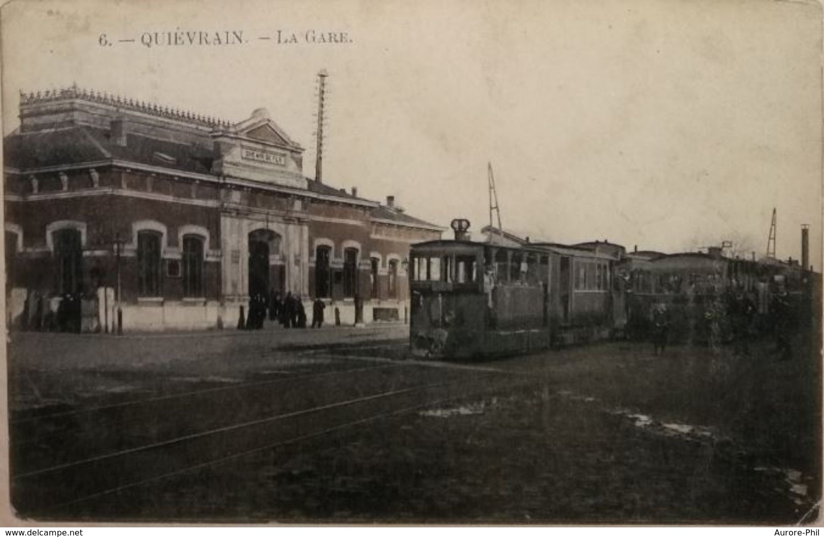 Quiévrain La Gare Avec Trams (Bicolor) - Quiévrain