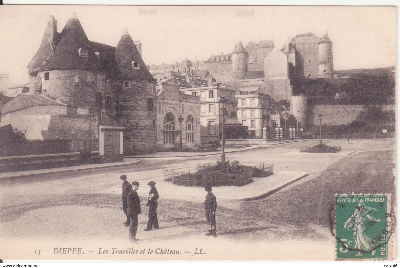 CPA - 15. DIEPPE - Les Tourelles Et Le Château - Dieppe
