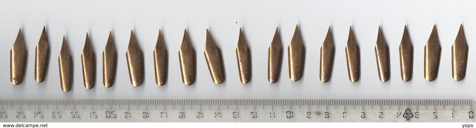 Lot De 18 Plumes Différentes LAWTERS STONE MICA PEN Dorées - Plumes