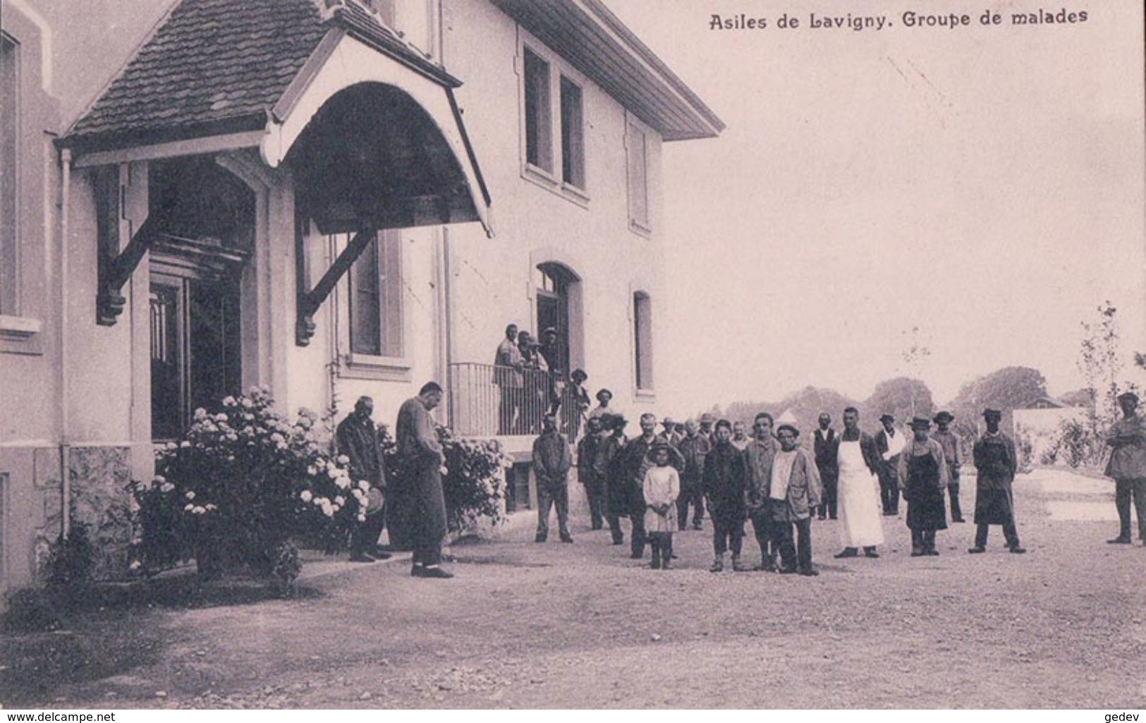 Lavigny, Groupe De Malades Devant L'Asile (28.10.13) - Lavigny