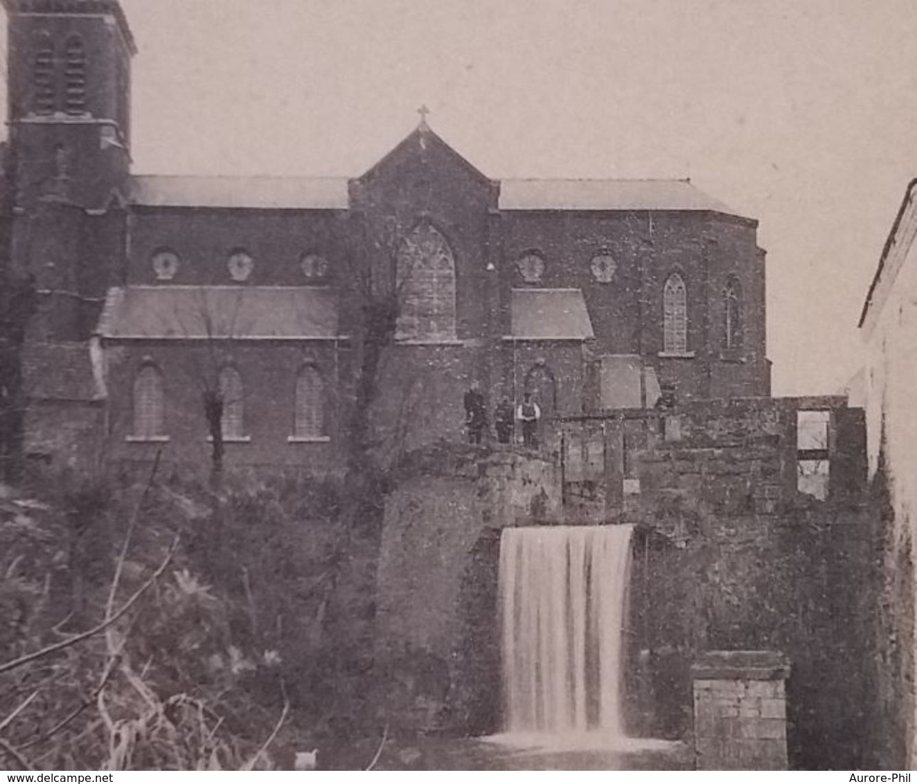 Audregnies Eglise Et Moulin - Quiévrain